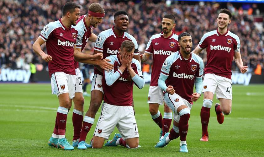 王励勤升任3天遭围攻，呼吁理性追星，极端球迷为何反目？